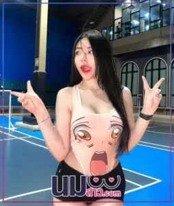 Gusmaxim เสื้อลายในสนามแบด